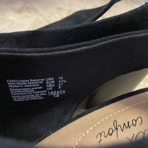 Women's black heels - Picture 6 of 6